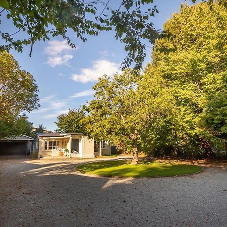 Hop, Skip And Jump To The Lake - Te Anau House Εξωτερικό φωτογραφία