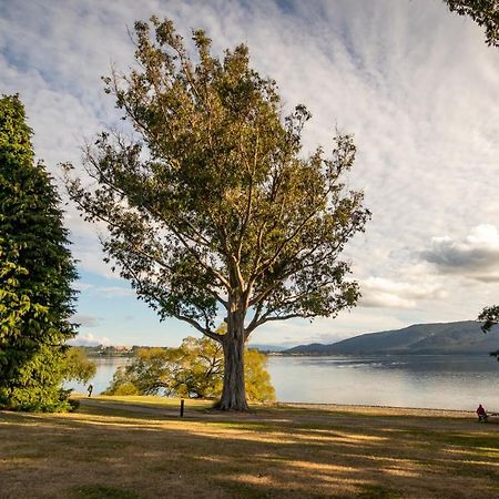 Hop, Skip And Jump To The Lake - Te Anau House Εξωτερικό φωτογραφία