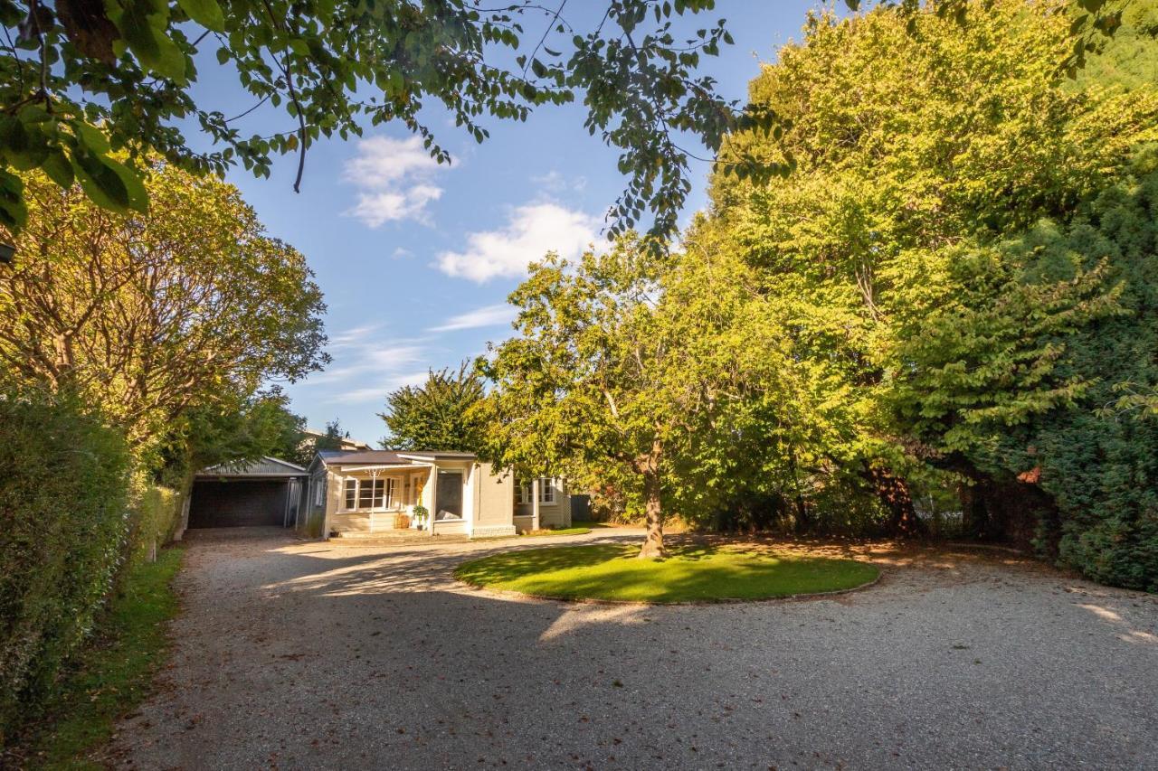Hop, Skip And Jump To The Lake - Te Anau House Εξωτερικό φωτογραφία