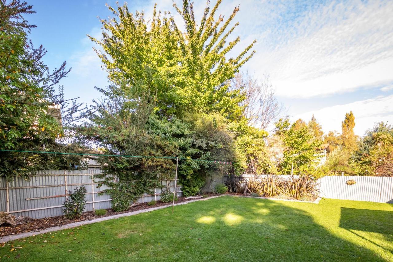 Hop, Skip And Jump To The Lake - Te Anau House Εξωτερικό φωτογραφία