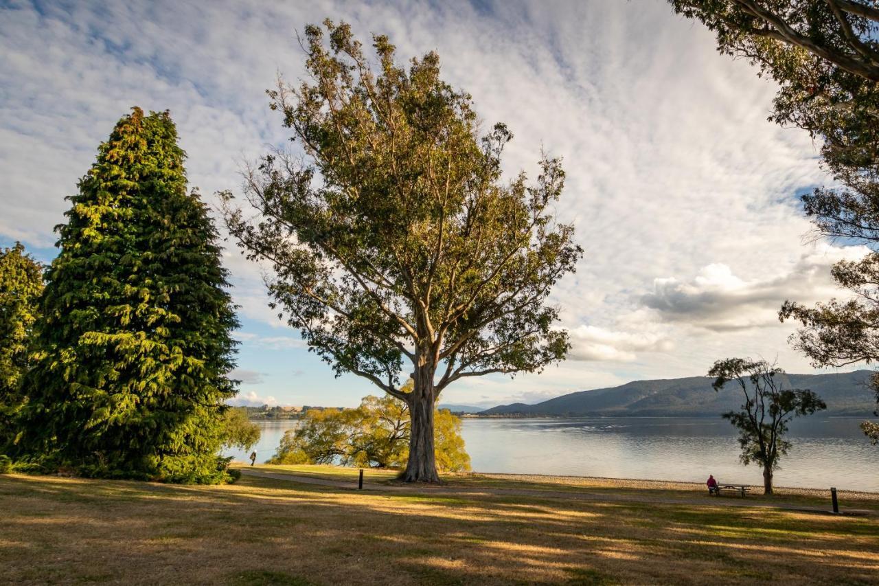 Hop, Skip And Jump To The Lake - Te Anau House Εξωτερικό φωτογραφία