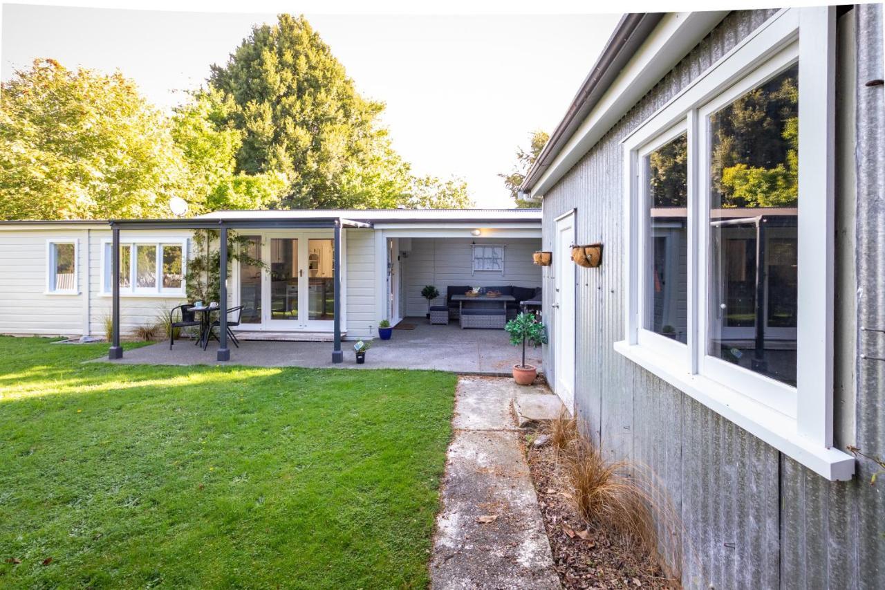 Hop, Skip And Jump To The Lake - Te Anau House Εξωτερικό φωτογραφία